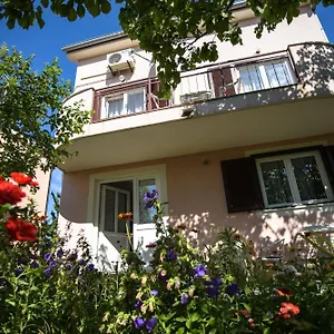 apartmani-vitkovic-ii.primorje-gorskikotar.com/